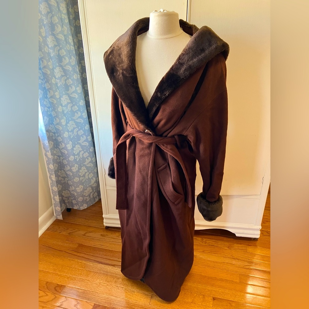 Vintage Lorovi Wool Coat w/ Faux Fur Trim | Hooded Belted Long Warm Brown